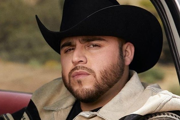 Gerardo Ortiz admite culpabilidad en EU por vínculos financieros con el Cártel Jalisco Nueva Generación.