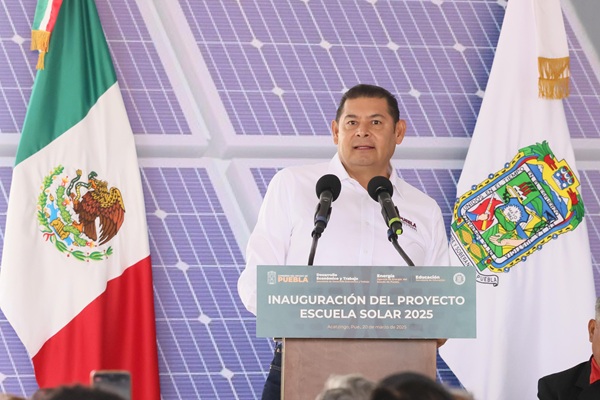 Gobierno de Puebla instala la primera Escuela Solar 2025 en Acatzingo