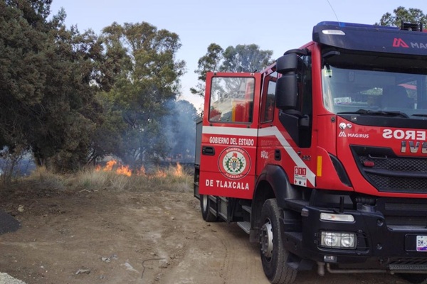 Heroico Cuerpo de Bomberos de Tlaxcala hace un llamado a la población durante temporada de incendios