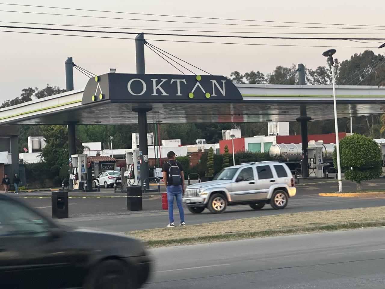 En las 10 gasolineras hubo un elemento en común: los dueños huyeron o no dieron la cara; los despachadores vieron la imposición de sellos