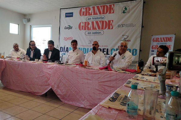 Porcicultores buscan fortalecer la producción nacional; Puebla es el tercer productor de cerdo en México