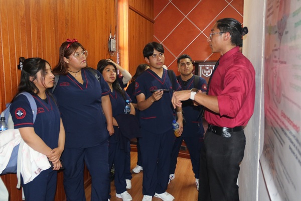 UATx | Intensa actividad despliega en la difusión de las neurociencias