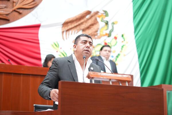 El diputado Jaciel González presentó una Iniciativa con el objetivo de fortalecer el acceso a la justicia y el interés superior de la niñez