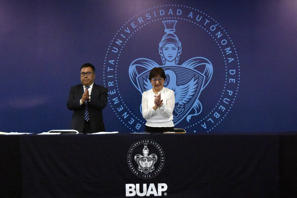 EN TIEMPO REAL | Diálogo y atención inmediata a demandas académicas en la BUAP