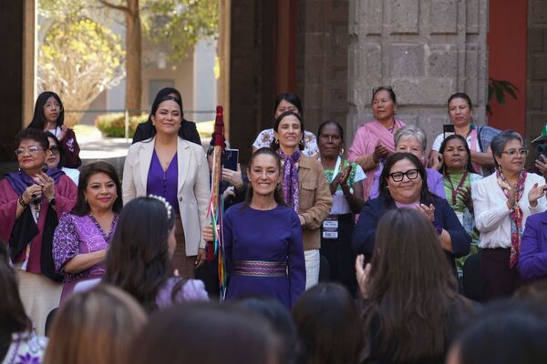 8M | Inaugura Claudia Sheinbaum sala "Mujeres en la Historia" en Palacio Nacional