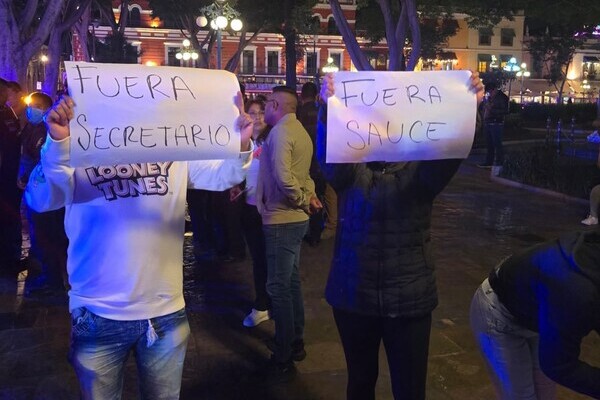 Policías de Puebla protestan por asesinato de dos compañeros; exigen destitución de mandos de SSC