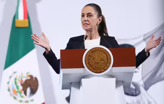 Claudia Sheinbaum habló de la posibilidad de buscar nuevas alianzas comerciales ante los aranceles de Donald Trump.