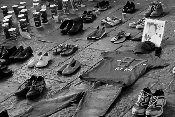 ¡Hoy nuestra esperanza está de luto! Colectivos de Puebla se suman a vigilia por Teuchitlán