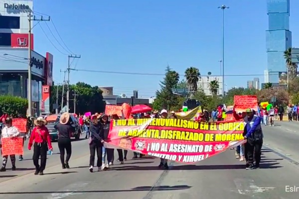 UPVA se movilizó en contra del Gobierno de Puebla y bloquearon la Vía Atlixcáyotl, desde la caseta de Atlixco hasta el CIS de Angelópolis