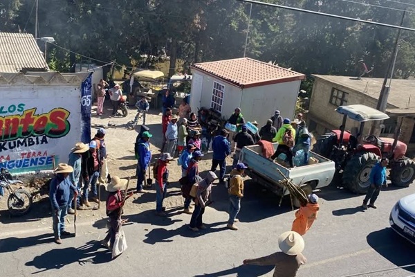 Chalchicomula se organizan ante incendio en el Citlaltépetl