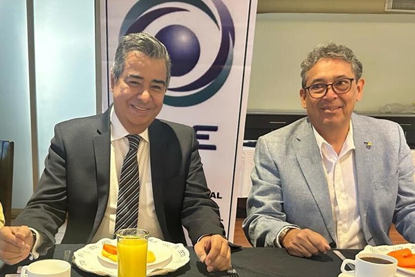 Empresas inmobiliarias del COE dispuestas a donar terrenos para construir viviendas para policías