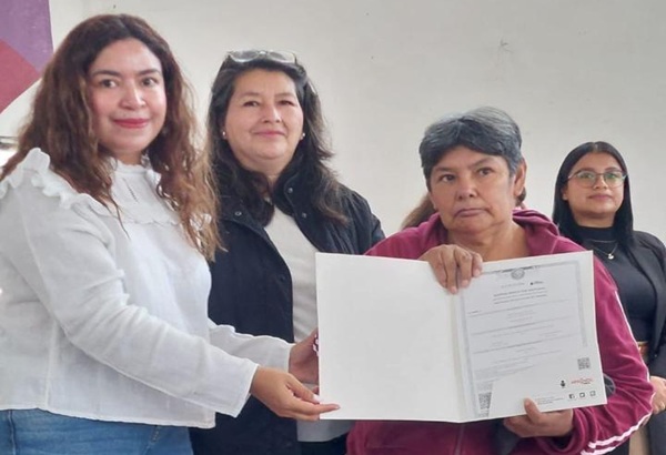 Entrega ITEA certificados de educación básica en Chiautempan y Panotla