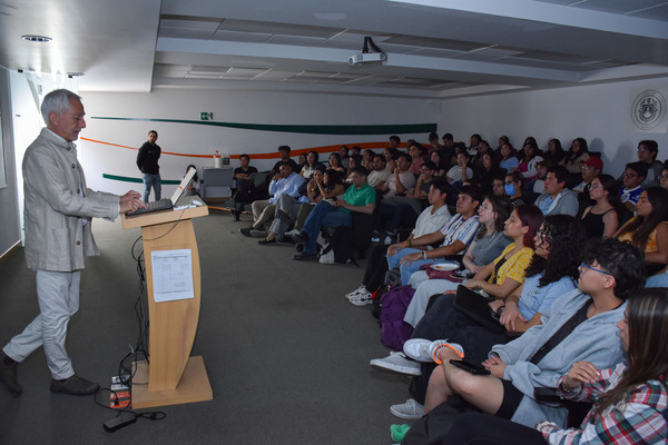 Dentro de los proyectos de BGP Arquitectos se encuentra; el plan maestro de La Ciudad de los Libros y la Biblioteca Antonio Castro Leal