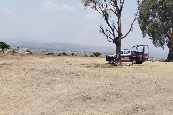 Hallan cadáver con la cabeza destrozada en San Pedro Zacachimalpa, Puebla