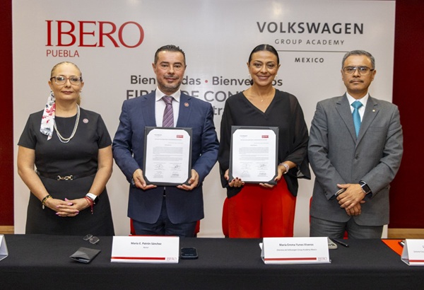 IBERO Puebla | Firman alianza por el futuro de las juventudes con Volkswagen Group Academy Mexico (VWGAM)