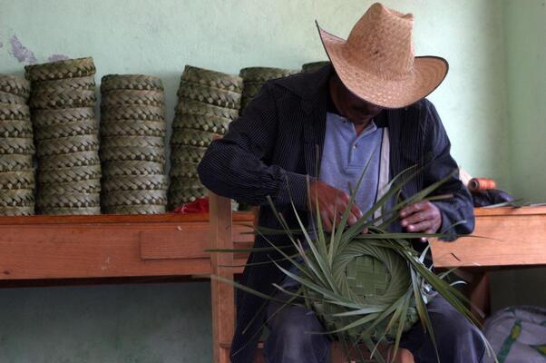 Lanzan convocatoria del XXXIV Concurso Estatal de Arte Popular Tlaxcala 2025