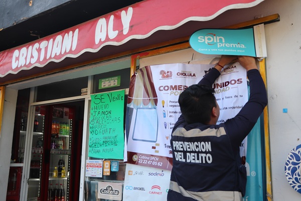 Policía de San Pedro Cholula inicia el Programa “Comercios Unidos por la Seguridad” en Santiago Momoxpan