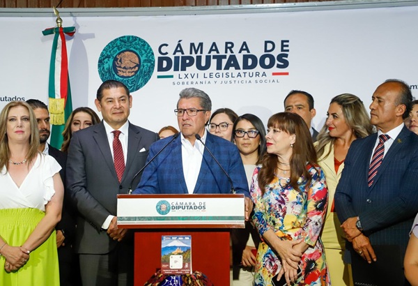 Presentan en la Cámara de Diputados los “Eventos 2025 Por Amor a Puebla”