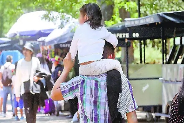 Presupuesto para cuidado de la infancia limita acceso a menores sin seguridad social