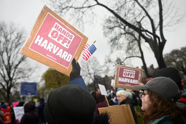 Harvard, que según el Gobierno tiene hasta agosto para acatar las recomendaciones, ha expresado su negativa de cumplir con los requerimientos