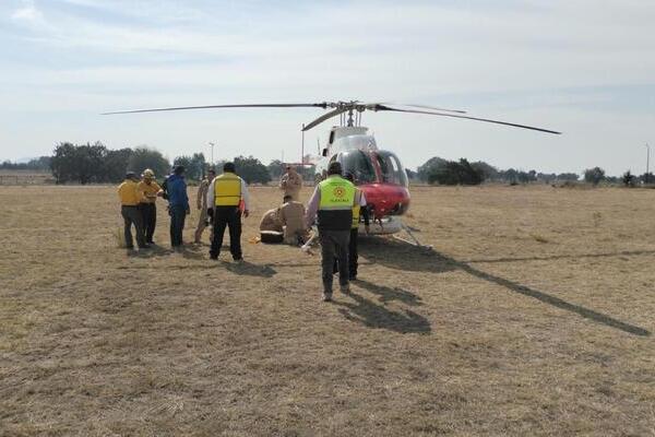 Las descargas con helicópteros en la zona del incendio en el municipio de Atltzayanca ha permitido incrementar el número de traslados
