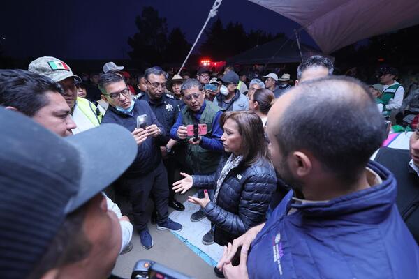 Los vecinos de Altzayanca interceptaron a la gobernadora acusando que hay falta de coordinación y de elementos oficiales