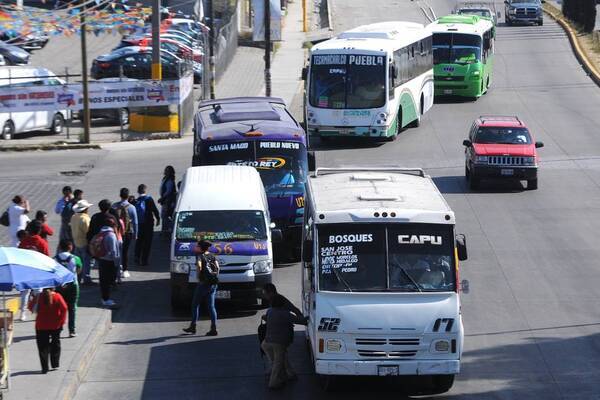 El número de pasajeros de Puebla disminuyó al pasar de 8.2 a 8.1 millones de usuarios que usaron el transporte público de la entidad