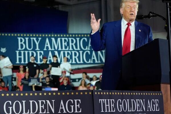 Durante el mitin de campaña, Donald Trump dijo que sus aranceles a los socios comerciales podrían resurgir la fabricación nacional