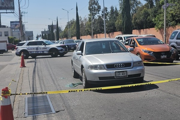 Cuentahabiente de BanBajío sufre asalto armado sobre Calzada Zavaleta; le roban 600 mil pesos