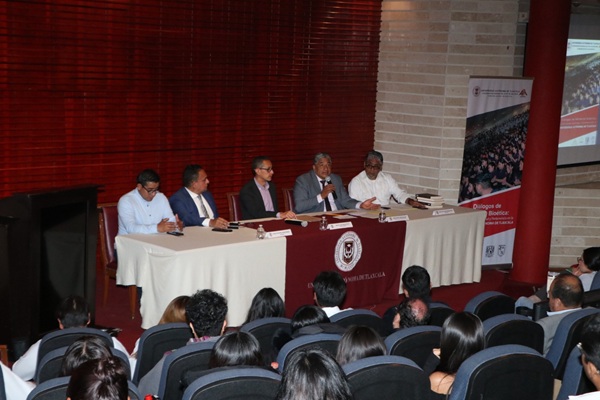 02 Continúan Diálogo de Reflexión Bioética Construyendo Identidad y Pertenencia Universitaria en la UATx (1)