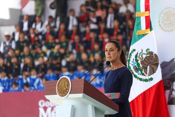 Sheinbaum tomó a protesta a 37 mil 442 soldados del Servicio Militar y previo al inicio del desfile cívico militar por el 5 de mayo