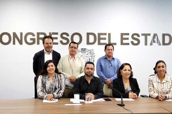 Avala Congreso de Puebla reformas para suprimir edad máxima para ocupar Dirección del CECyTE