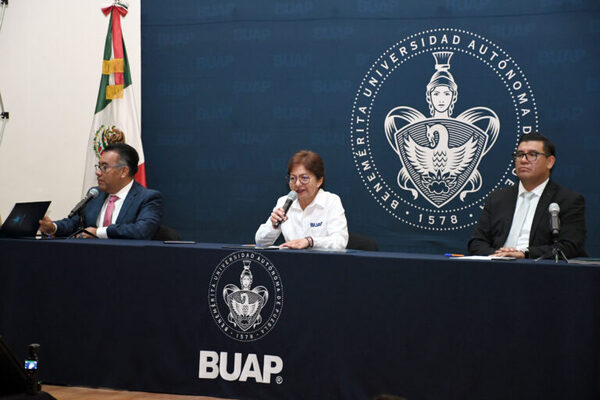 BUAP | Universitarios son una comunidad consciente y participativa, celebra Lilia Cedillo tras elección de 179 consejeros