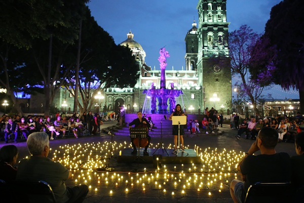 Celebra a mamá con el concierto “Zócalo Entre Velas”, en Puebla