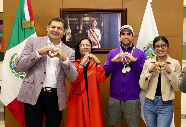 Gobierno de Puebla duplica apoyo económico a medallistas del estado