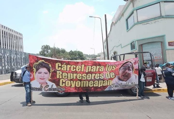 Habitantes de Coyomeapan exigen juicio contra Araceli y David Celestino por homicidio de activista Sergio Cruz Nieto