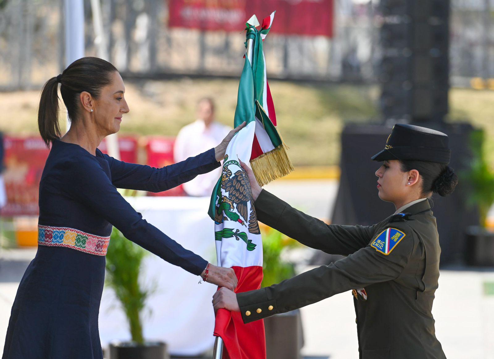 Sheinbaum tomó a protesta a 37 mil 442 soldados del Servicio Militar y previo al inicio del desfile cívico militar por el 5 de mayo