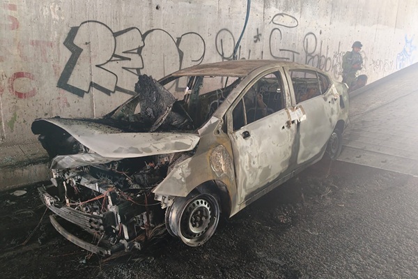 Identifican a hombre calcinado dentro de auto bajo puente del Periférico Ecológico, en Amozoc; estaba desaparecido desde el 14 de mayo