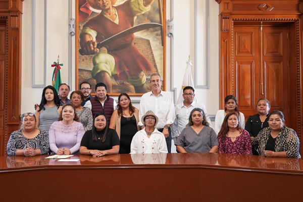 Pepe Chedraui sostuvo un encuentro con mujeres líderes de colonias del municipio