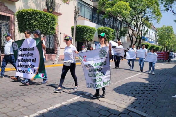Trabajadores de Tehuacán marchan con exigencias laborales este 1 de mayo