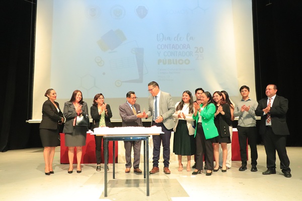 UATx La tarea del Contador Público se refleja en la buena conducción de las organizaciones de la función públic