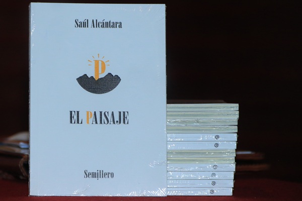 UATx | Presentan el libro "𝐄𝐥 𝐩𝐚𝐢𝐬𝐚𝐣𝐞"