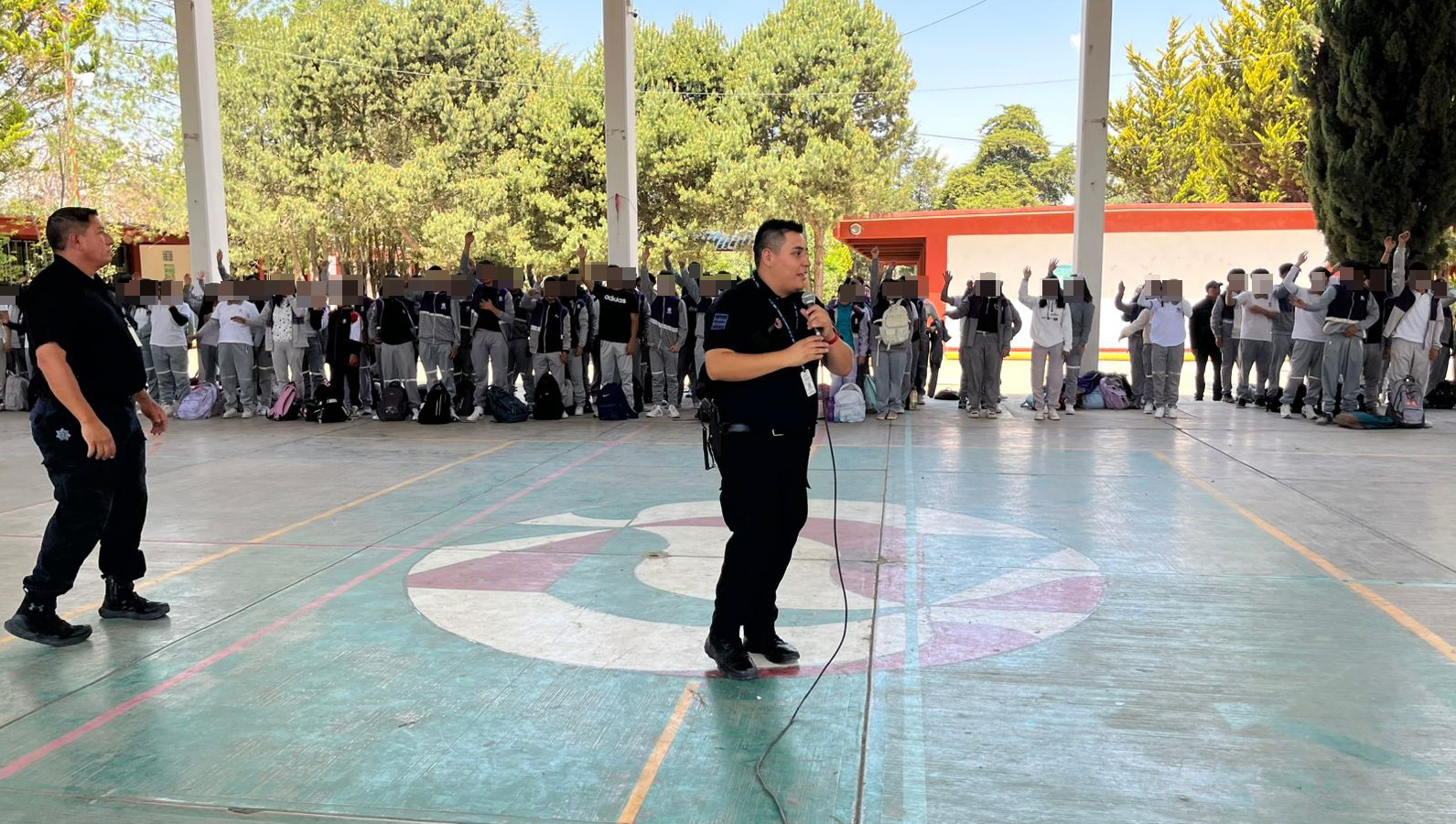 Como parte de la estrategia integral, la SSC ha impartido sesiones informativas en escuelas de Cuapiaxtla, San Pablo del Monte y Tlaxcala