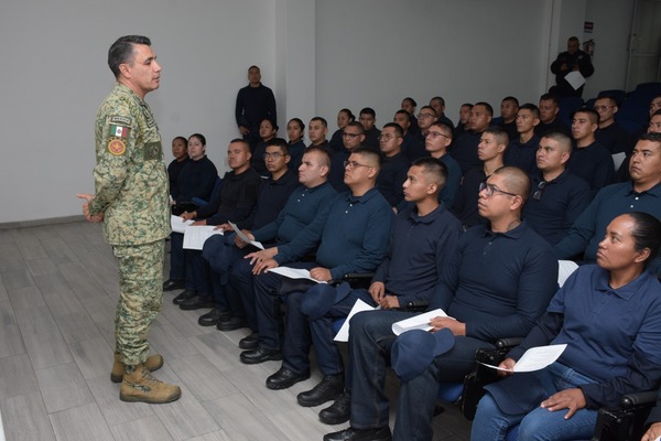 Los aspirantes a cadetes deberán pasar la prueba donde demostrarán su valor y control de emociones, realizando un salto de decisión