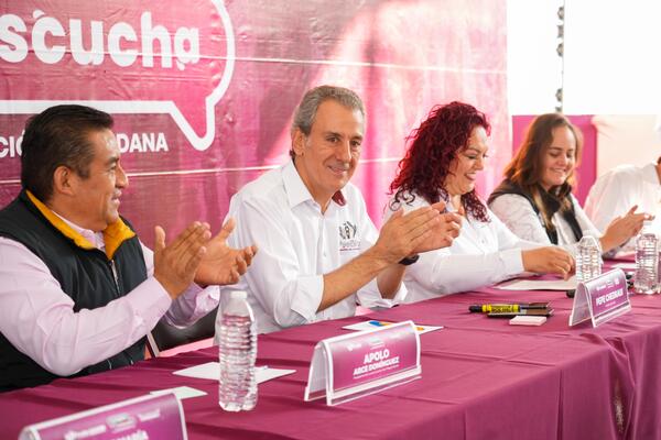Las peticiones de la jornada de atención ciudadana en Canoa recibidas son canalizadas a las distintas dependencias del Gobierno de la Ciudad