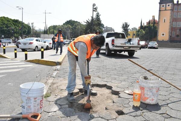 Atiende Brigada Urbana del Centro Histórico el Bulevar 5 de Mayo, en la zona del Arco de Loreto y el Mausoleo