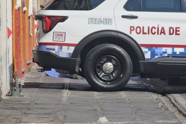 Un hombre que padecía alcoholismo y vivía en situación de calle murió frente a las instalaciones de la Fiscalía de Género de Puebla