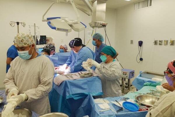 La procuración multiorgánica se llevo a cabo con 50 médicos y especialistas que participaron en la logística en el hospital Gral. de Tlaxcala