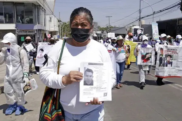 El mandatario estatal destacó la labor incansable de las madres buscadoras en Puebla, pues sostuvo que representan una causa justa