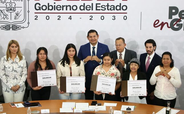 Poblanos repatriados impulsan proyectos con “Migrante Emprende” y transforman sus comunidades